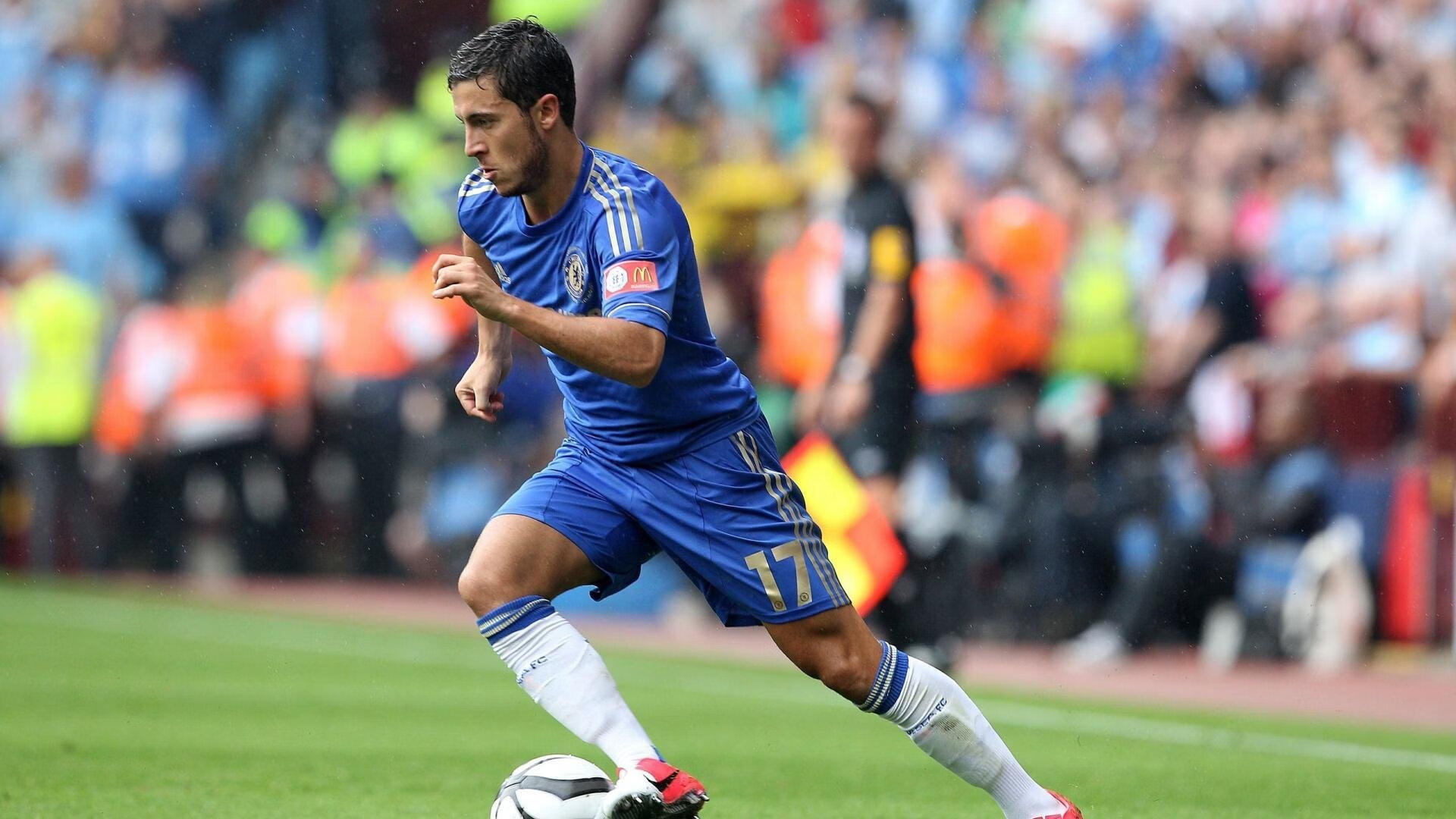 “运动员的趣味生活：场外的趣事趣闻”，运动员运动场景描述